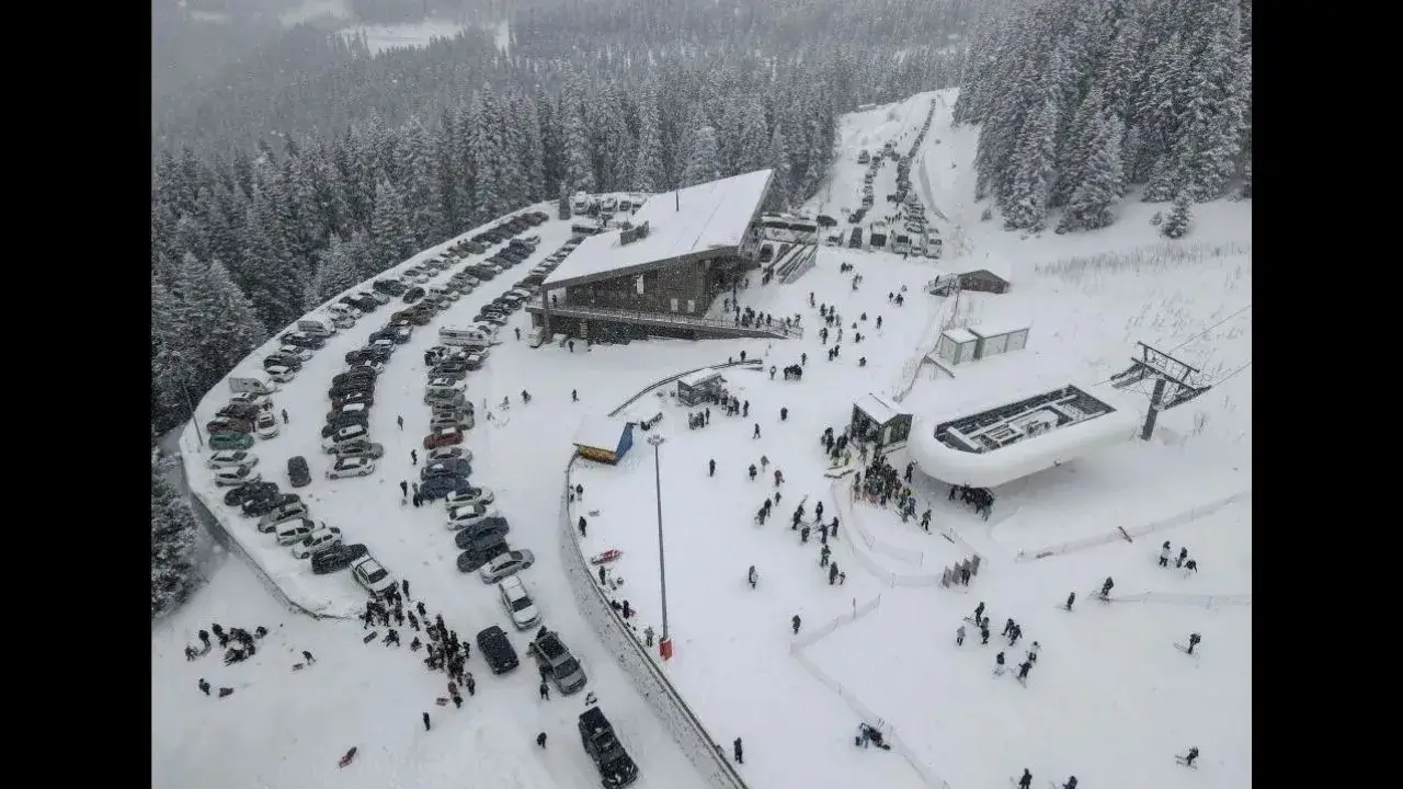 Kartalkaya’daki Yangın Akıllara Ilgaz Yurduntepe Kayak Merkezi’ni Getirdi! Ilgaz Yurduntepe Kayak Merkezi Güvenli Mi (3)