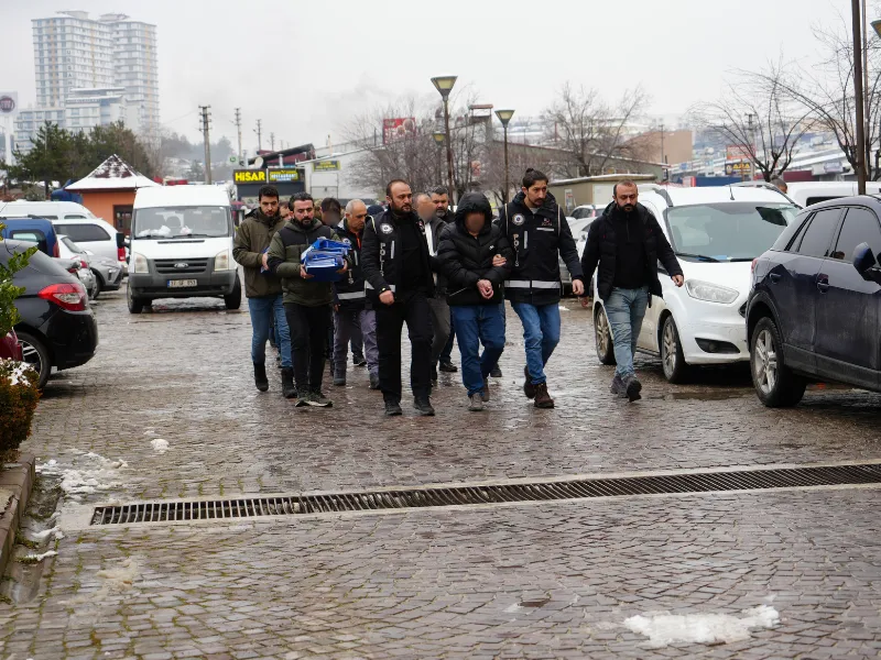 Kastamonu Merkezli 3 Ilde Operasyon 30 Milyon Lira Vurgun Yaptılar!