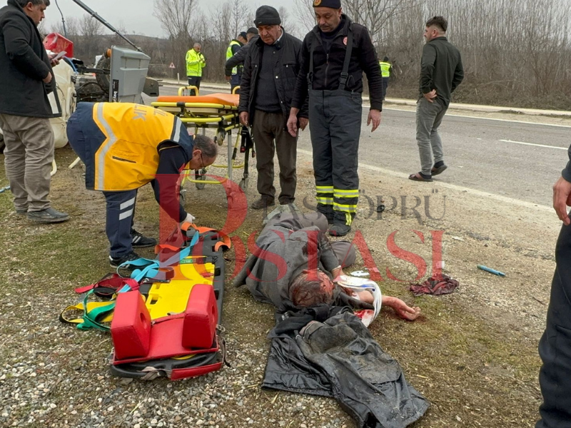 Kastamonu Taşköprü Yolunda Feci Kaza 1'I Ağır, 3 Yaralı! 7