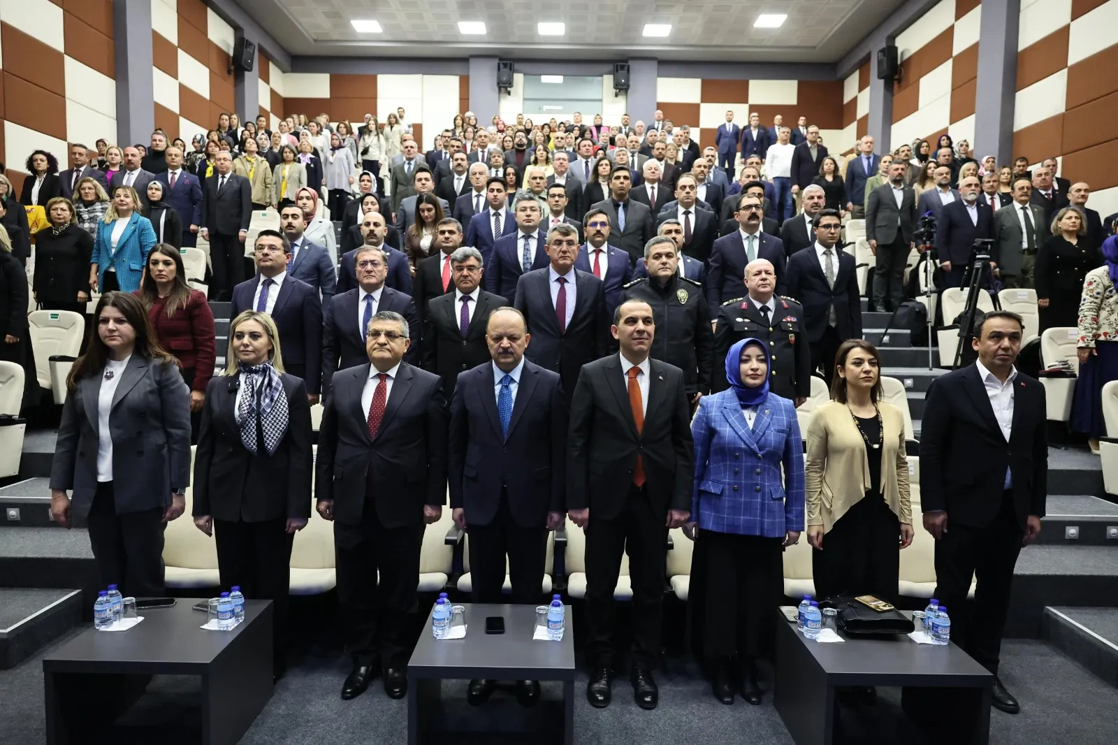 Kastamonu'da Kadın Erkek Fırsat Eşitliği Çalıştayı Başladı! 4