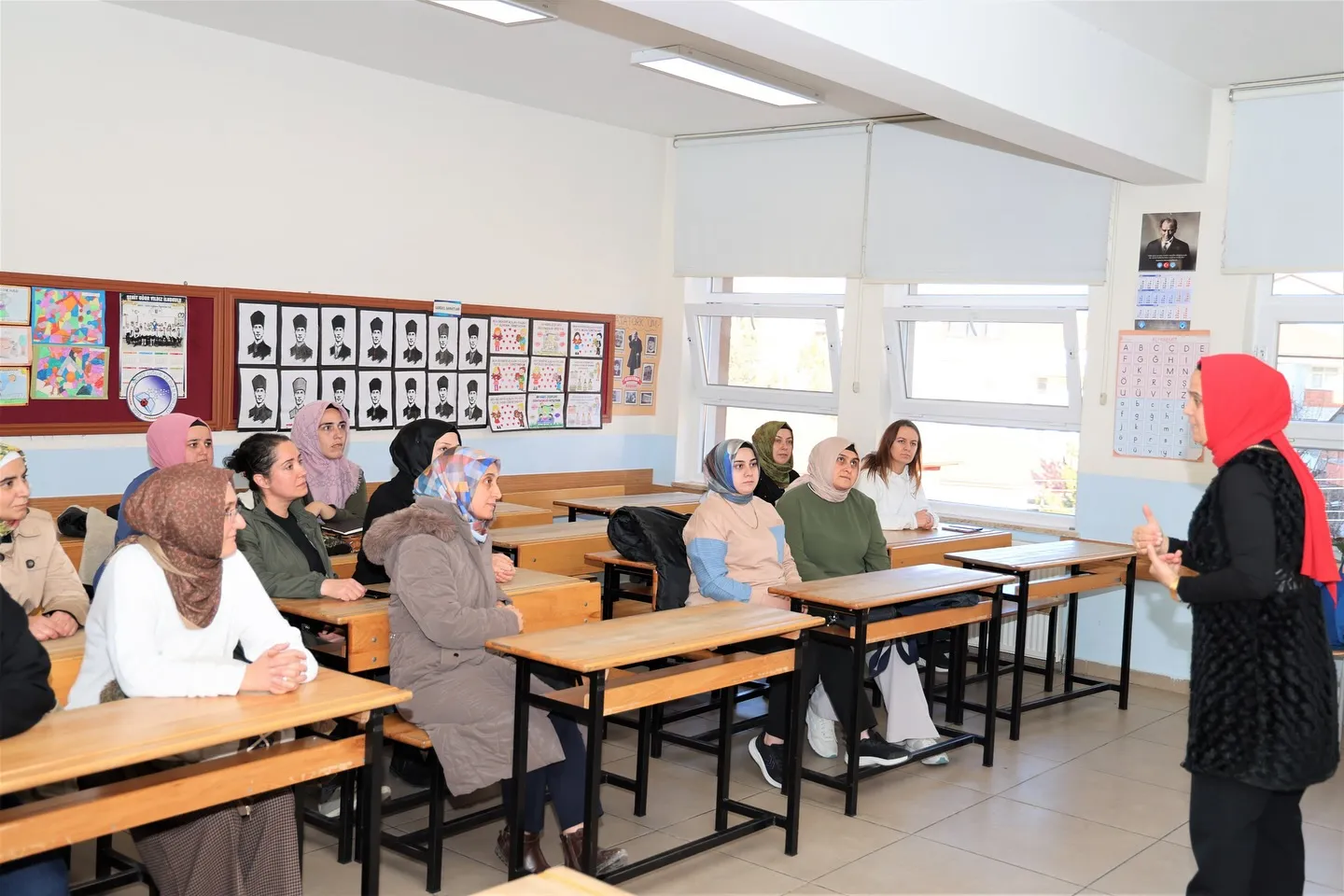 Kastamonu'da Maarif Modeli Ebeveyn Okulu Kurs Programları Başladı 1