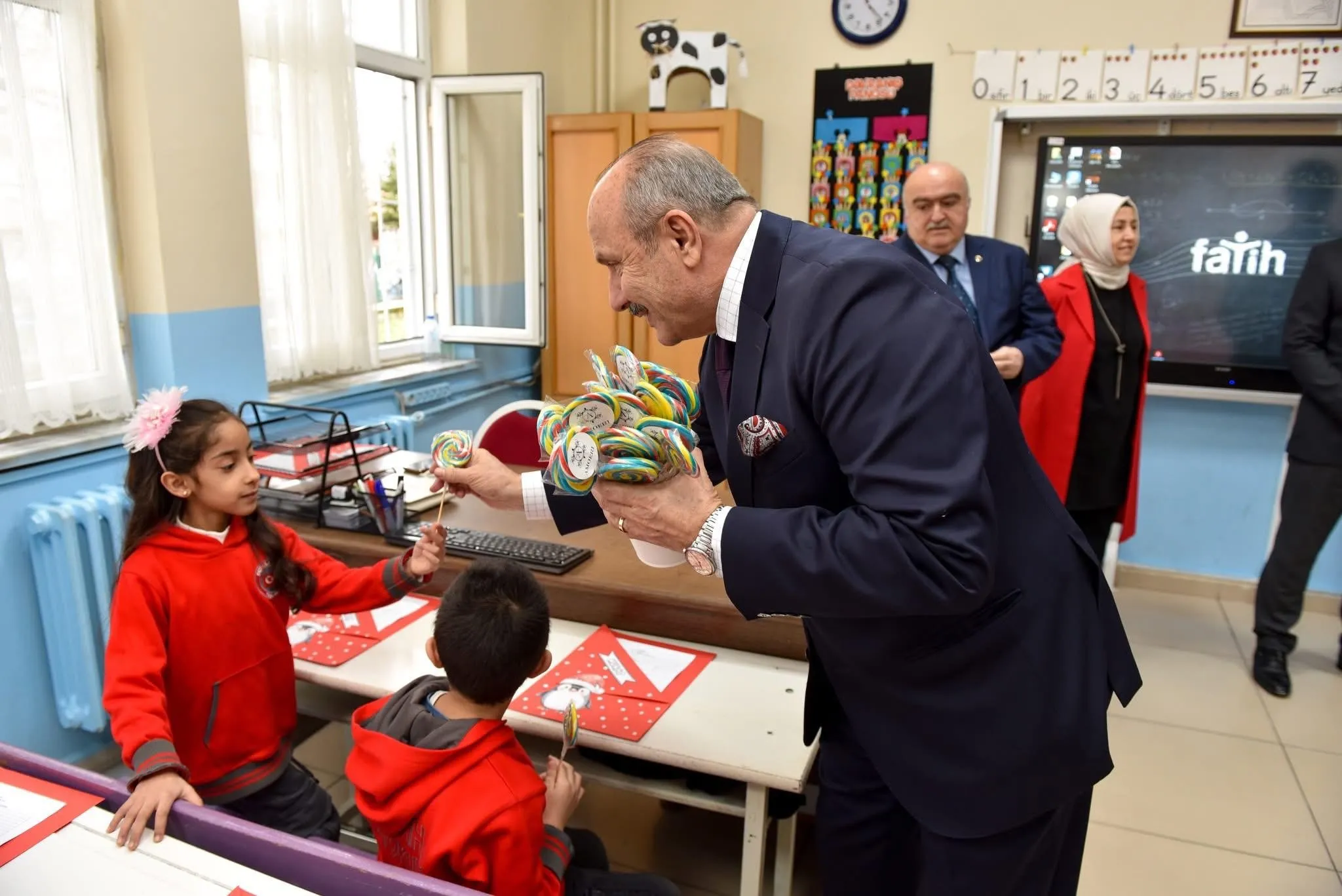 Kastamonu'da Öğrenciler Karne Mutluluğu Yaşadı!