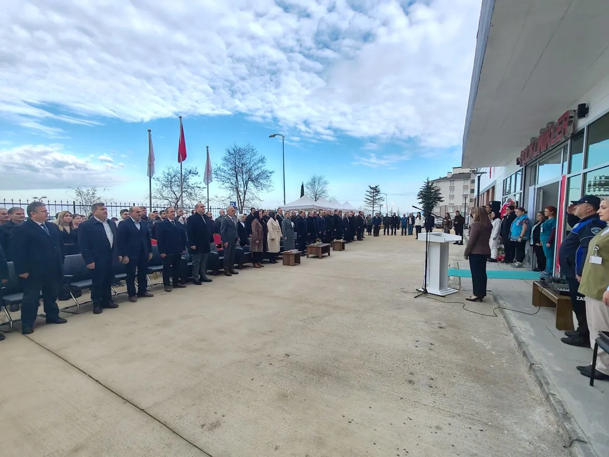 Kastamonu'nun Ilçesinde Devlet Hastanesi Hizmete Açıldı! 1