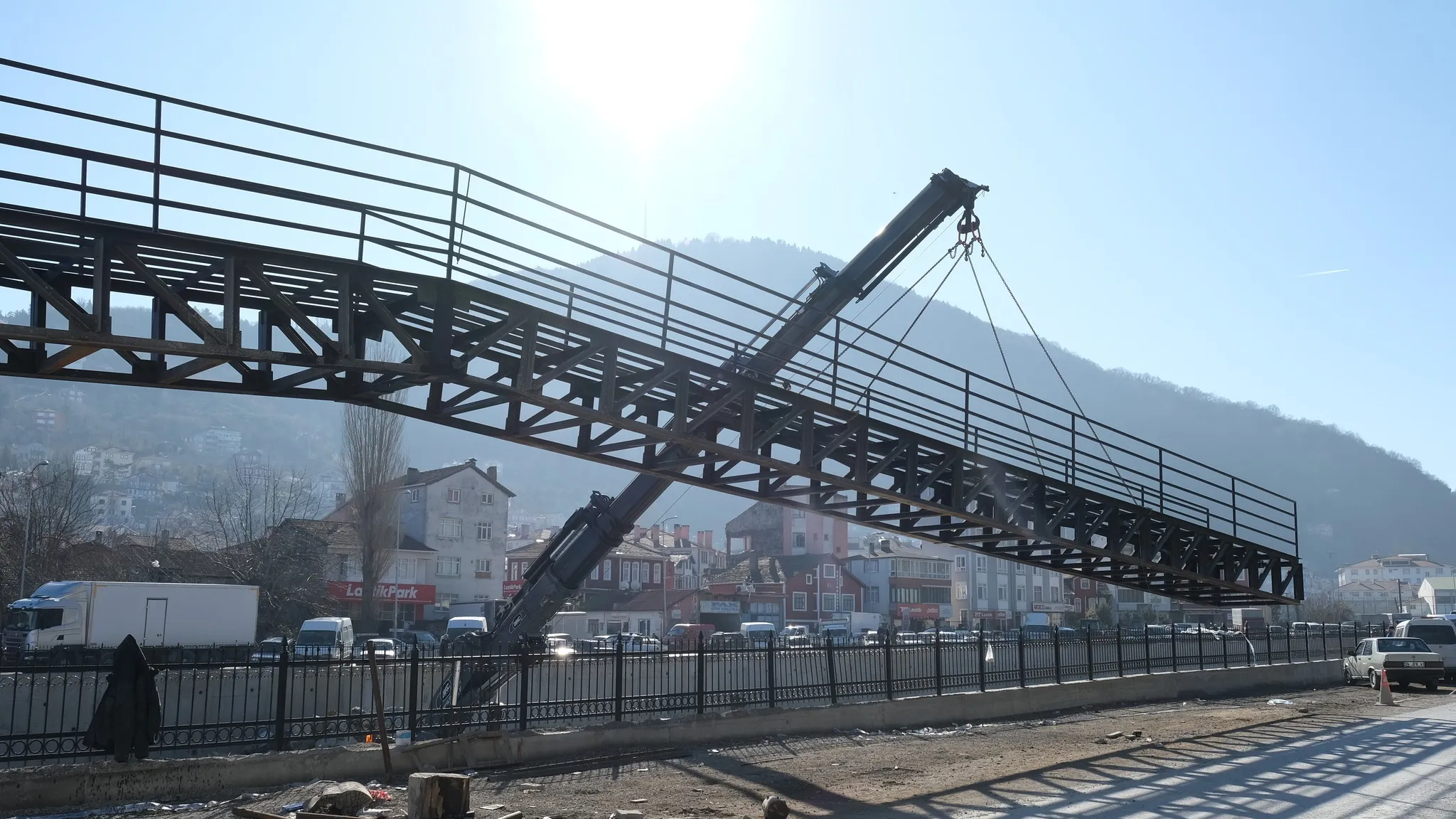 Kastamonu'nun Ilçesinde Köprü Iskeleti 2.5 Yıl Sonra Yeniden Monte Edildi 3