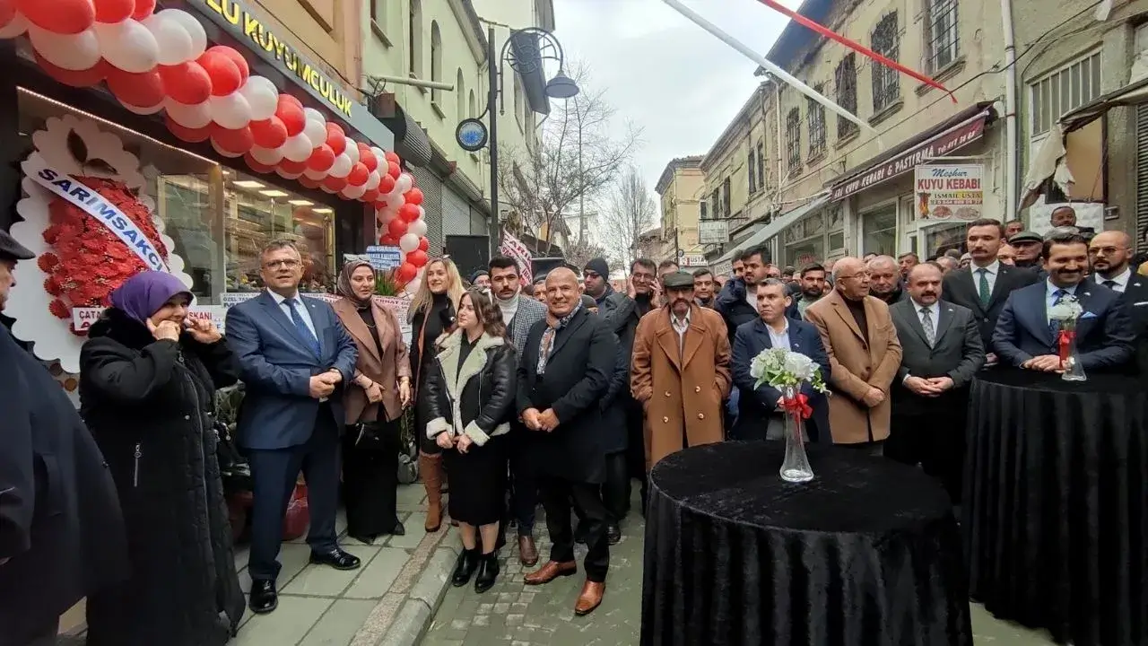 Çataloğlu Kuyumculuk Taşköprü’de Hizmete Girdi (4)