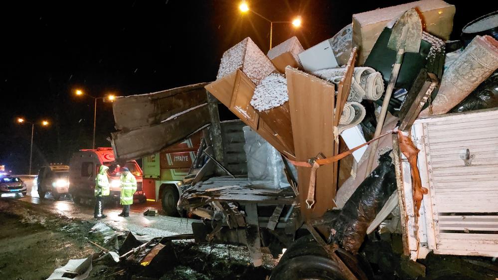 Gresun Istanbul Otobüs Trafik Kazası (7)