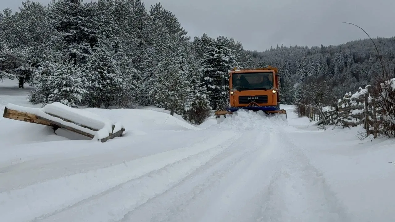 Kastamonu, Amasya Ve Tokat'ta 272 Köyde Kar Engeli!