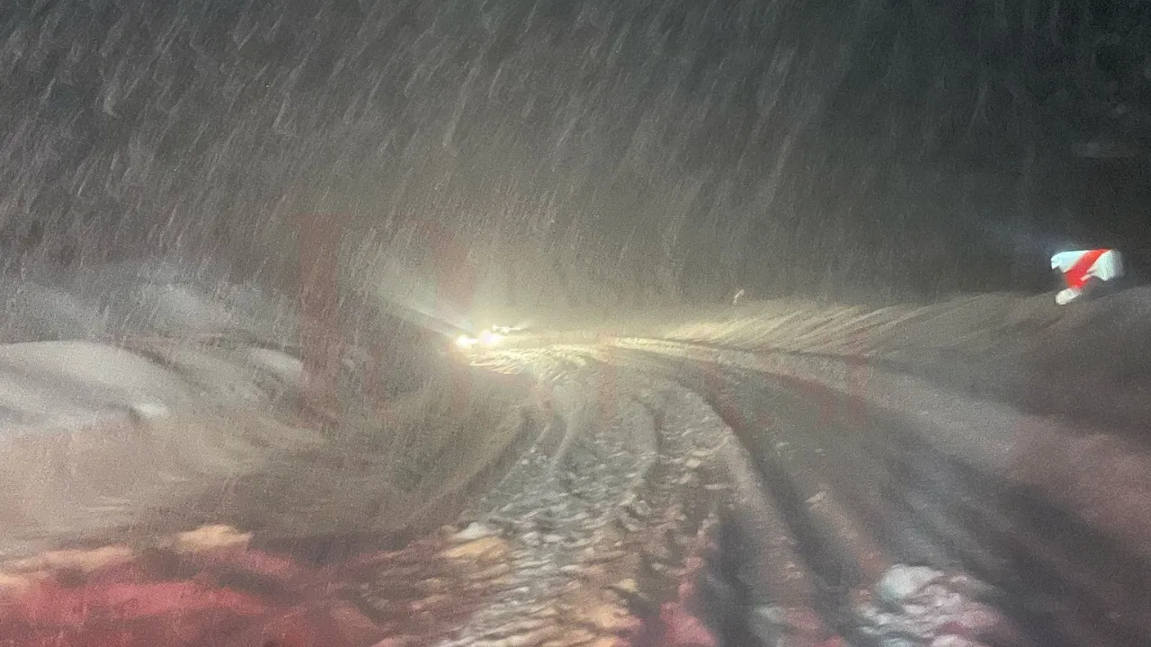 Kastamonu Bozkurt Yolunda Trafik Felç Oldu Vatandaşlar Yolda Kaldı!