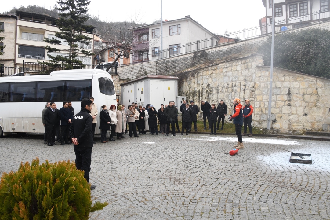 Kastamonu Valiliği Yangın Söndürme Eğitimi (2)