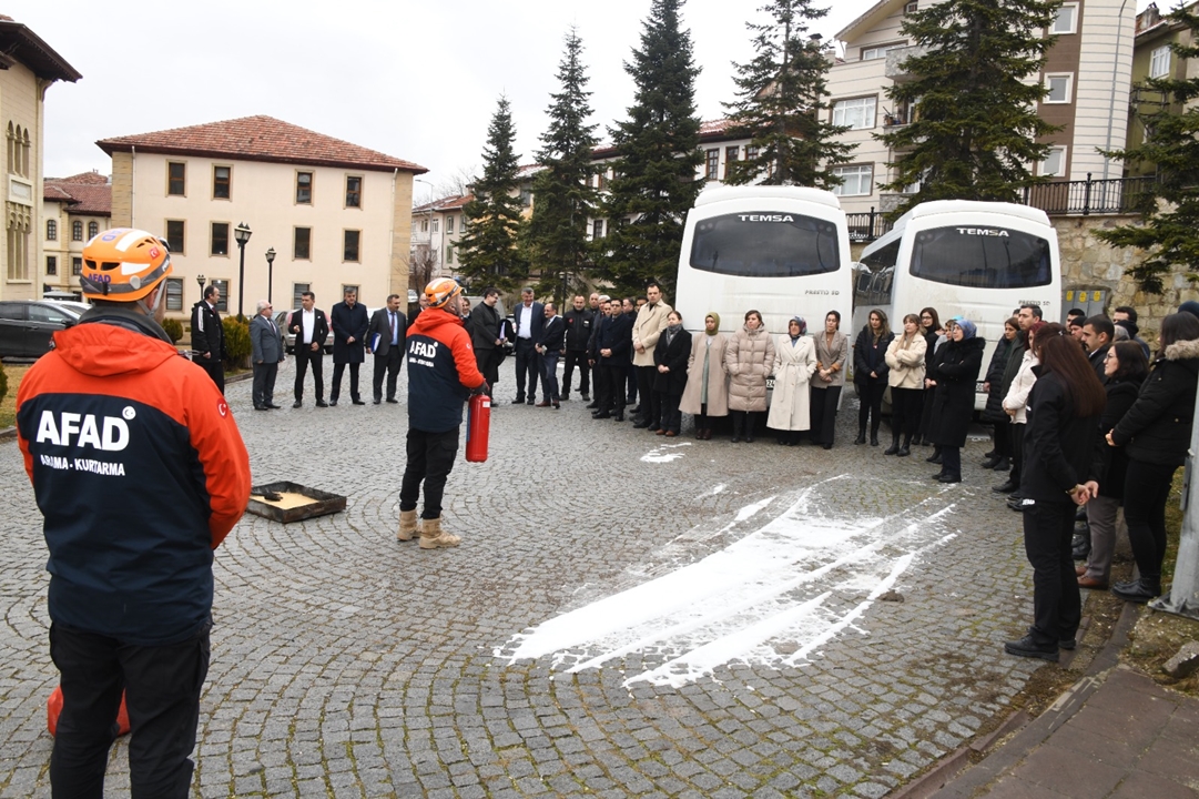 Kastamonu Valiliği Yangın Söndürme Eğitimi (6)