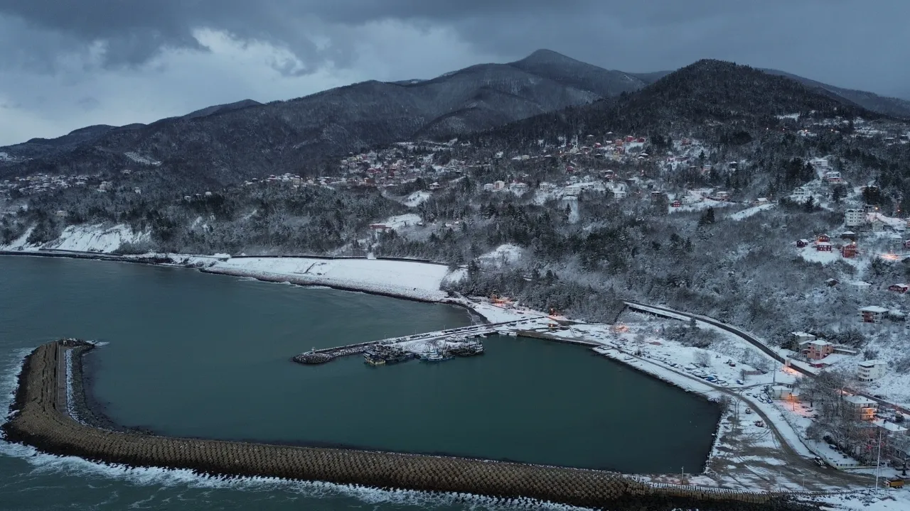 Kastamonu'da Büyüleyici Kar Manzarası Görüntülendi 2