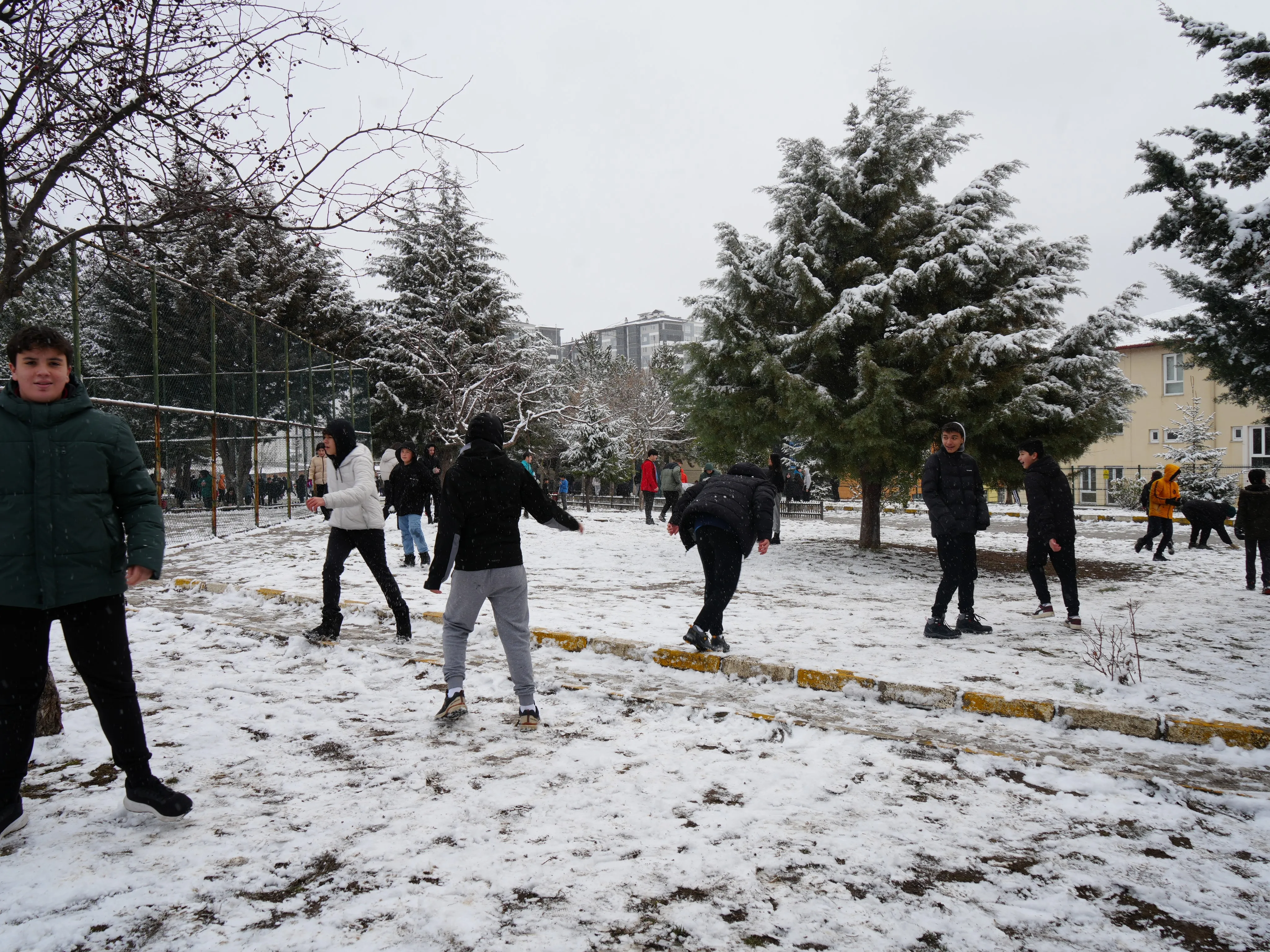 Kastamonu'da Çocukların Kar Neşesi! 2