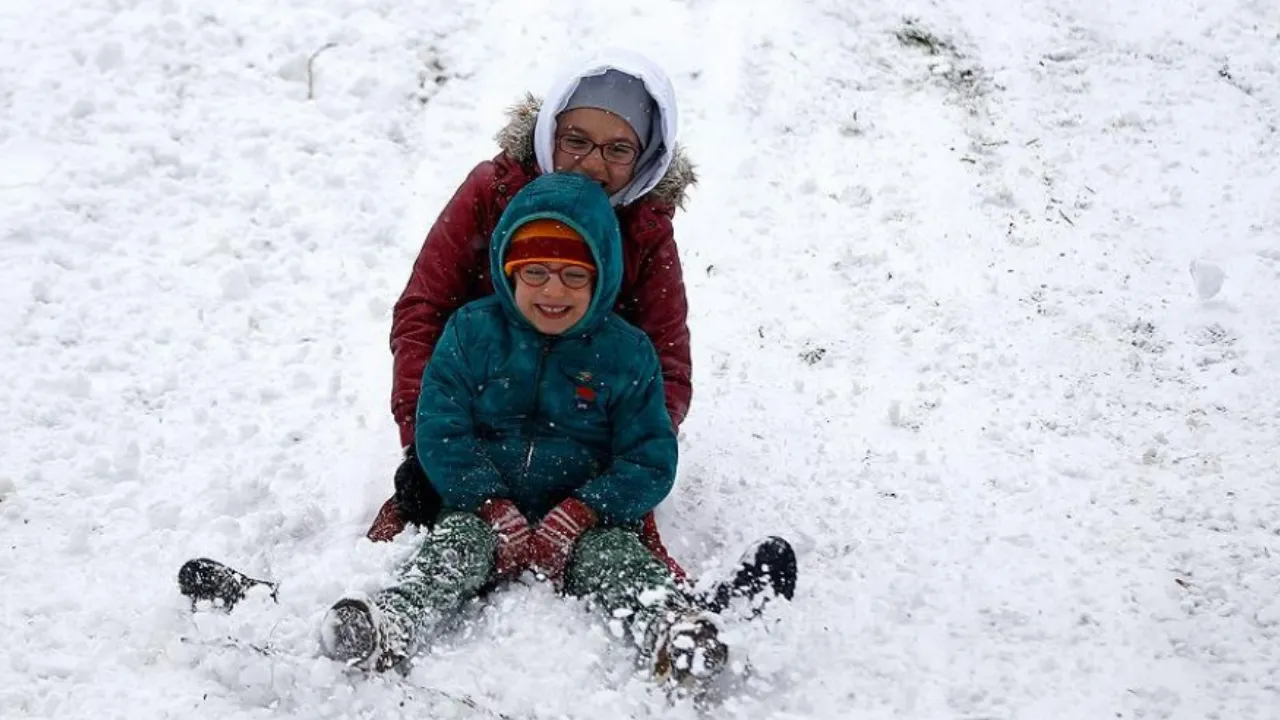 Kastamonu'da Eğitime 1 Gün Ara Verildi 2