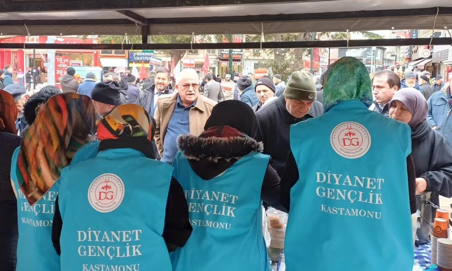 Kastamonu'da Hayır Çarşısı Düzenlendi 3