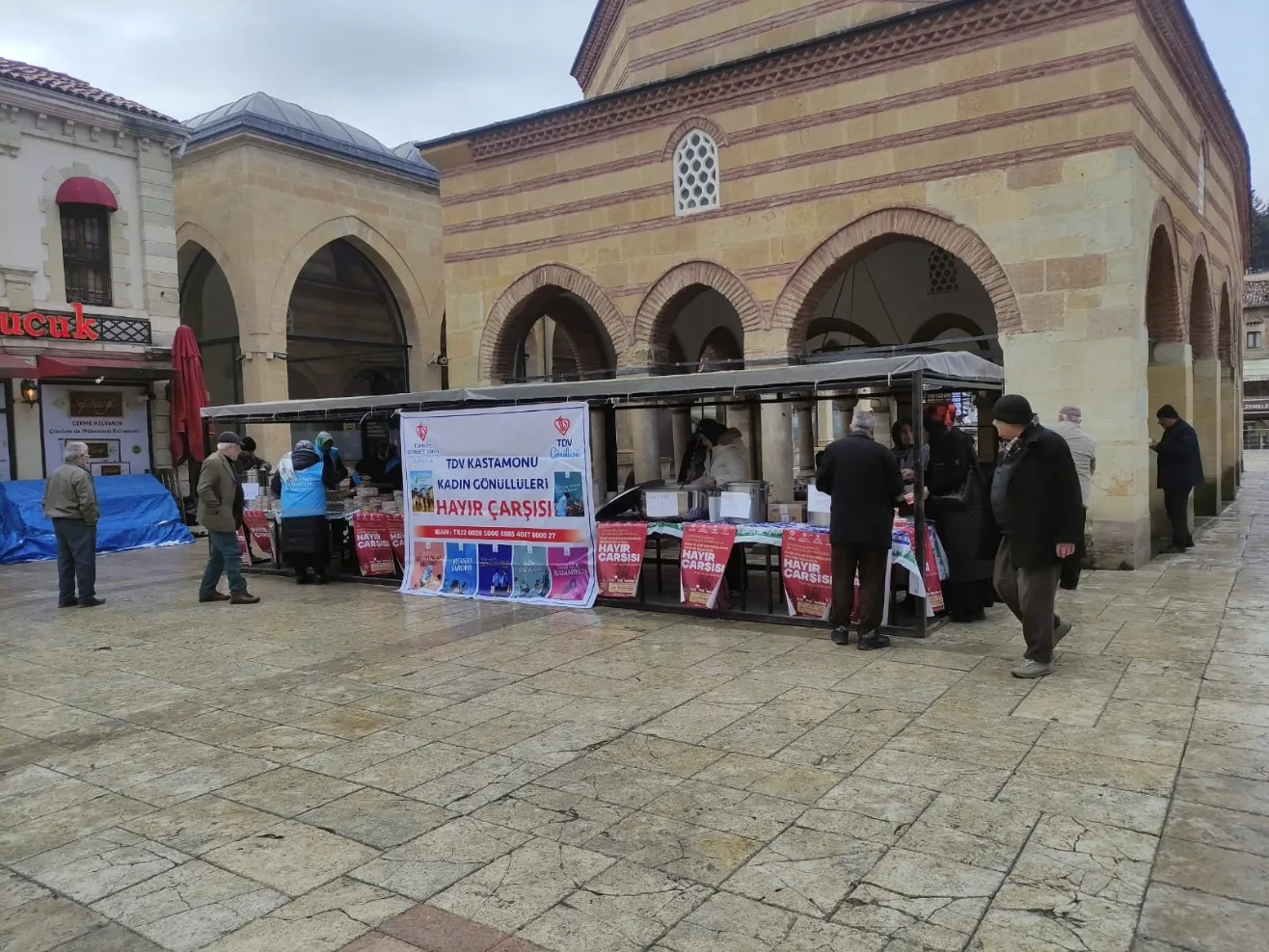 Kastamonu'da Hayır Çarşısı Düzenlendi 6