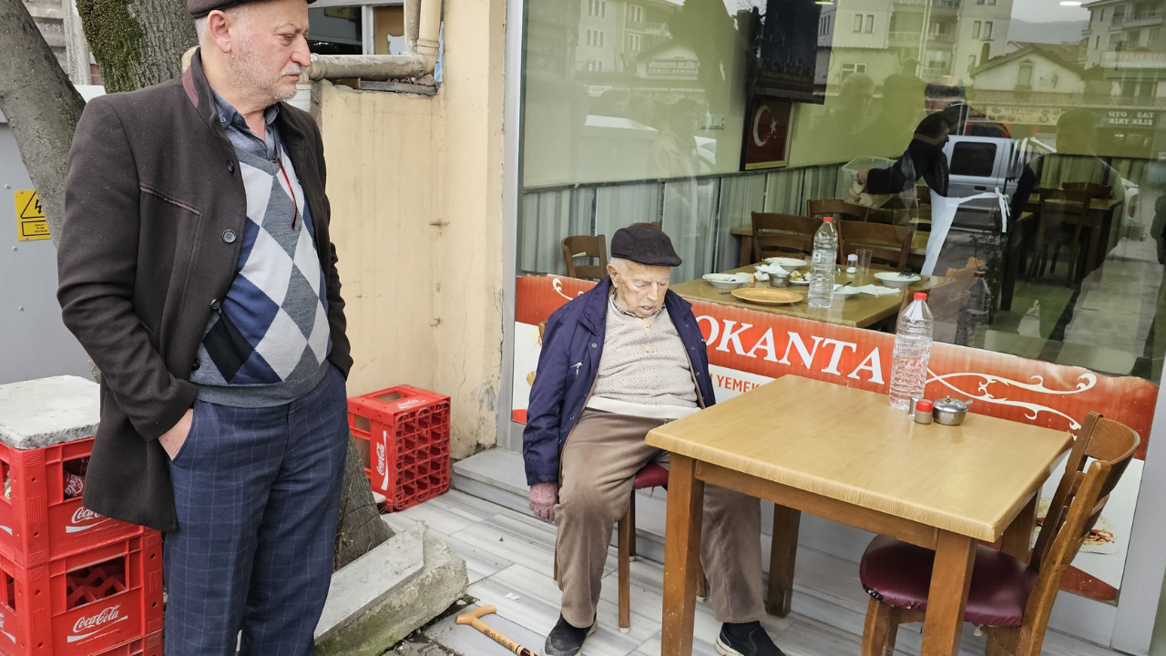 Kastamonu'da Kalp Krizi Paniği 95 Yaşındaki Adam Hayata Döndürüldü 24