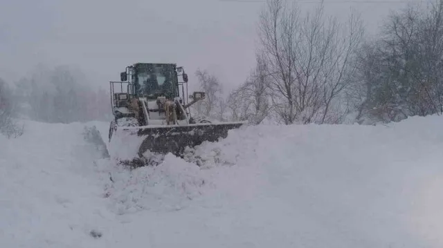 Kastamonu'da Kar Engeli 8 Köye Ulaşım Sağlanamıyor!