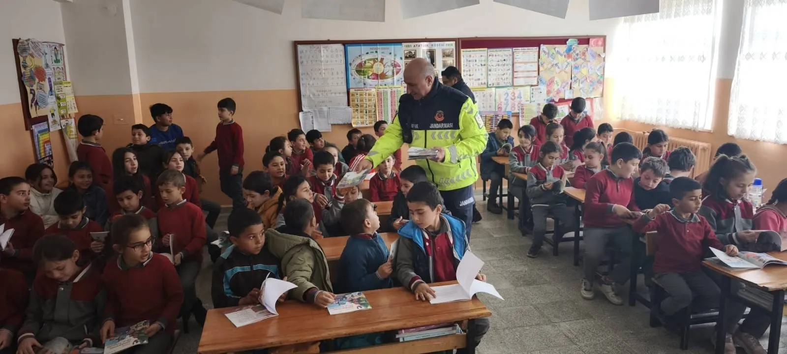 Kastamonu'da Miniklere Hayati Trafik Dersi!