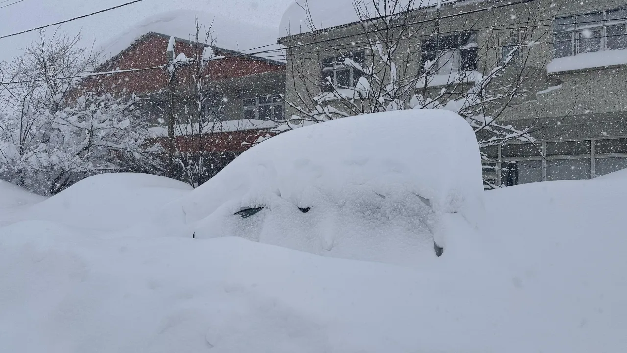 Kastamonu'da Yoğun Kar Yağışı Ulaşımda Aksamalar Yaşanıyor! 4