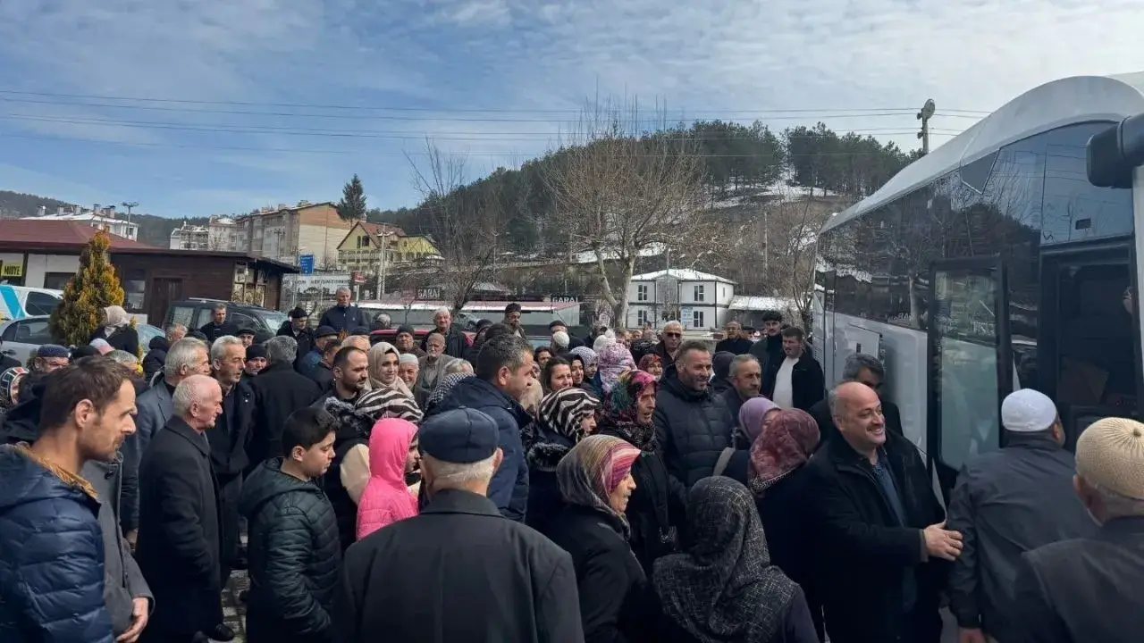 Kastamonu’dan 31 Kişilik Umre Kafilesi Dualarla Kutsal Topraklara Uğurlandı (4)