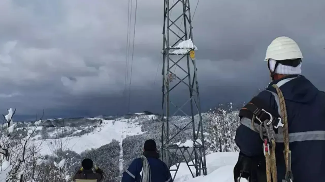 Kastamonu’yu Kar Vurdu Başkent Edaş Sahada! 2