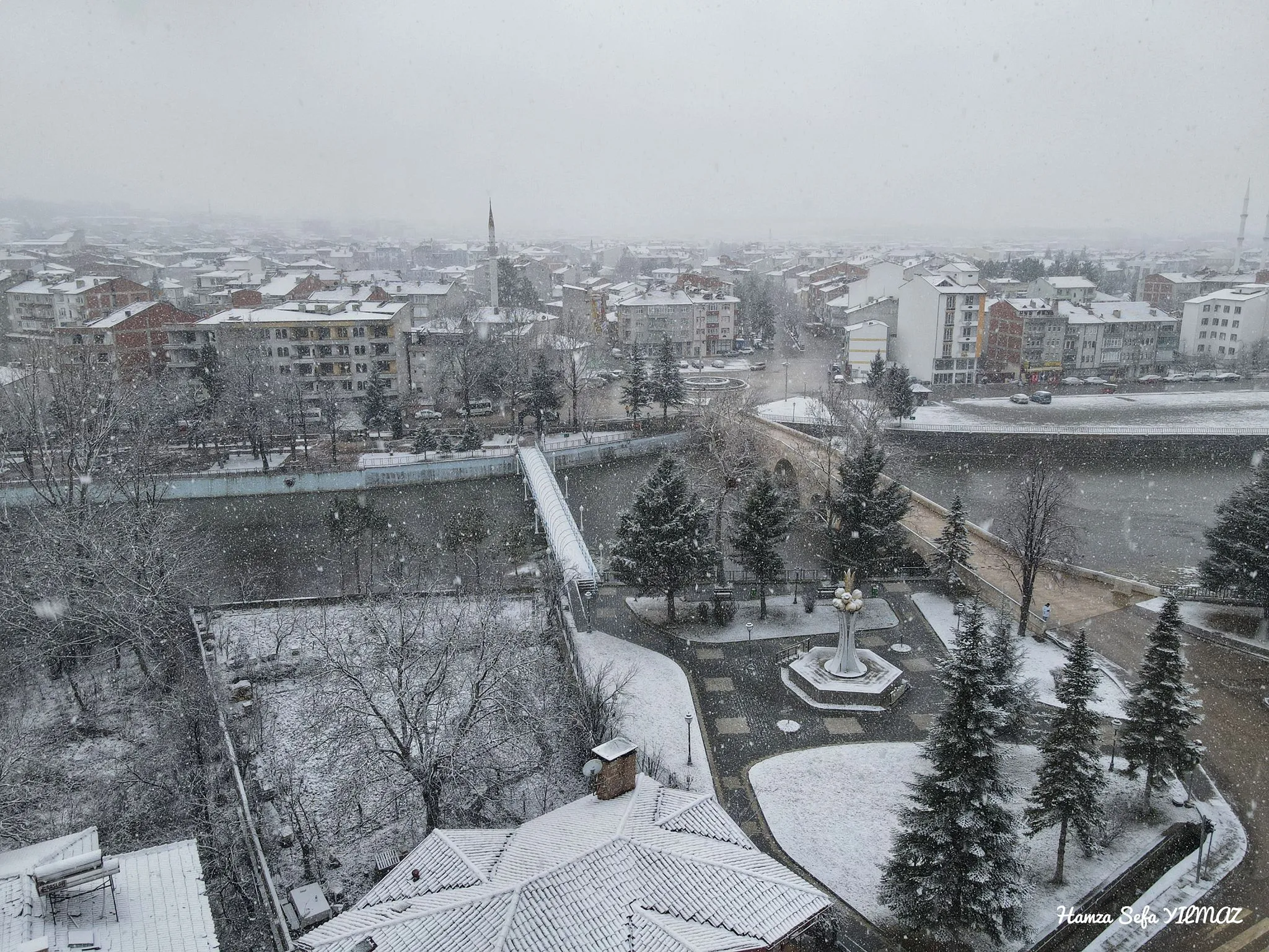 Taşköprü Yeni Haftaya Kar Yağışıyla Başladı (3)