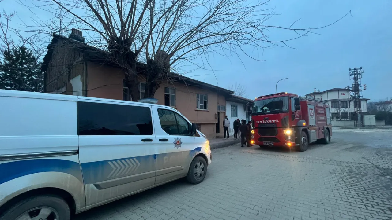 Taşköprü'de Korkutan Yangın İtfaiye Ekipleri Müdahale Etti! 2