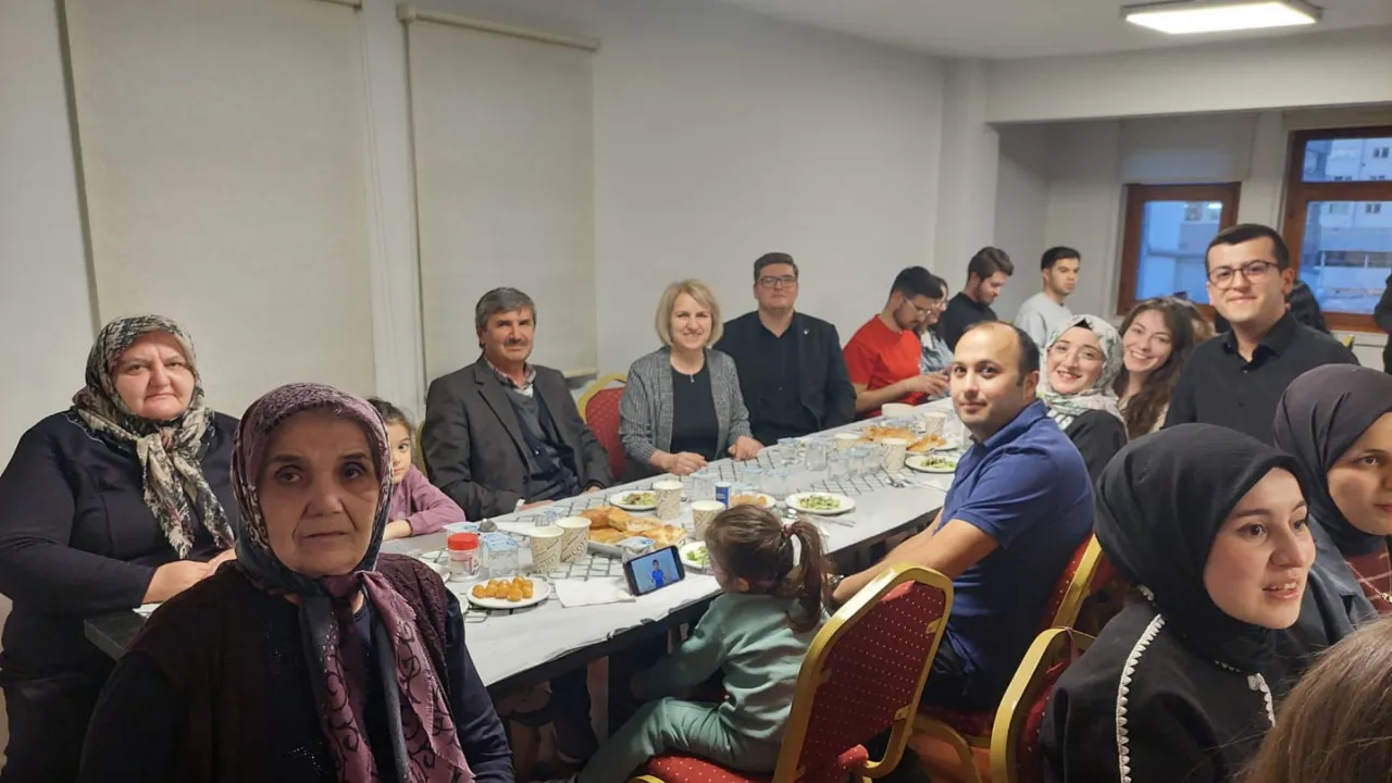 Ankara Taş Der, Taşköprülü Öğrencilerle Iftar Sofrasında Buluştu! 26