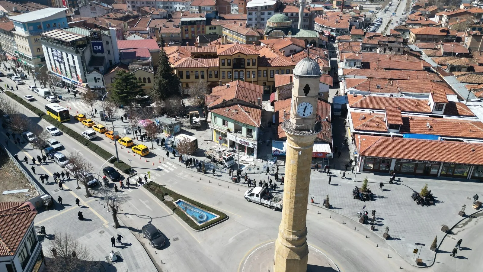 Çorum’da Tarihi Dönüşüm Yıkım Çalışmaları Hız Kazandı 4