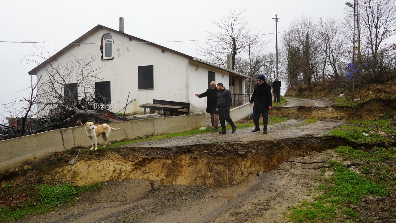 Kastamonu Çatalzeytin Heyelan Evler Boşaltıldı (8)