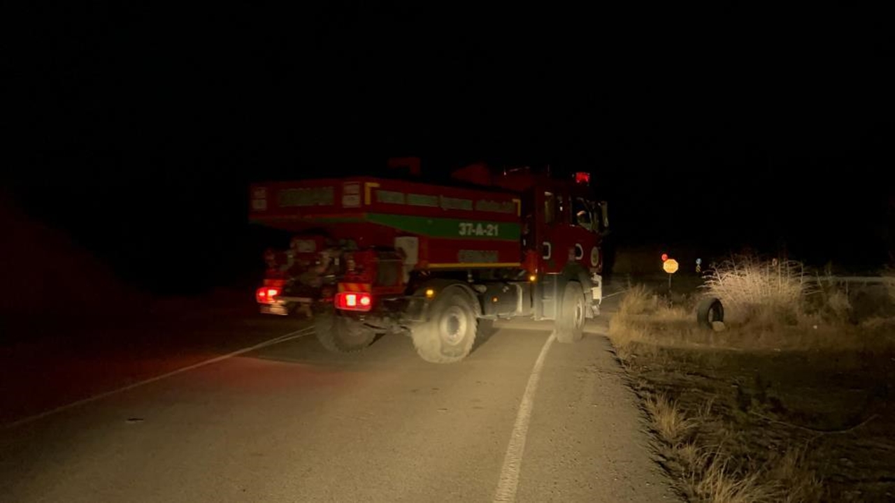 Kastamonu Tosya Da Tarım Arazisinde Yangın Çıktı (1)