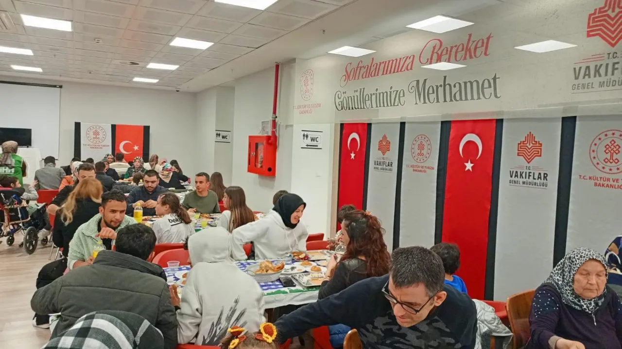 Kastamonu Ve Karabük'te Anlamlı Iftar Programı! 1