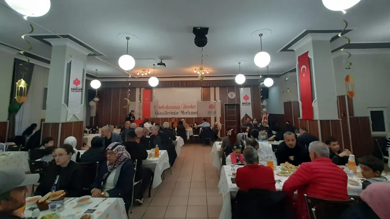 Kastamonu Ve Karabük'te Anlamlı Iftar Programı! 2