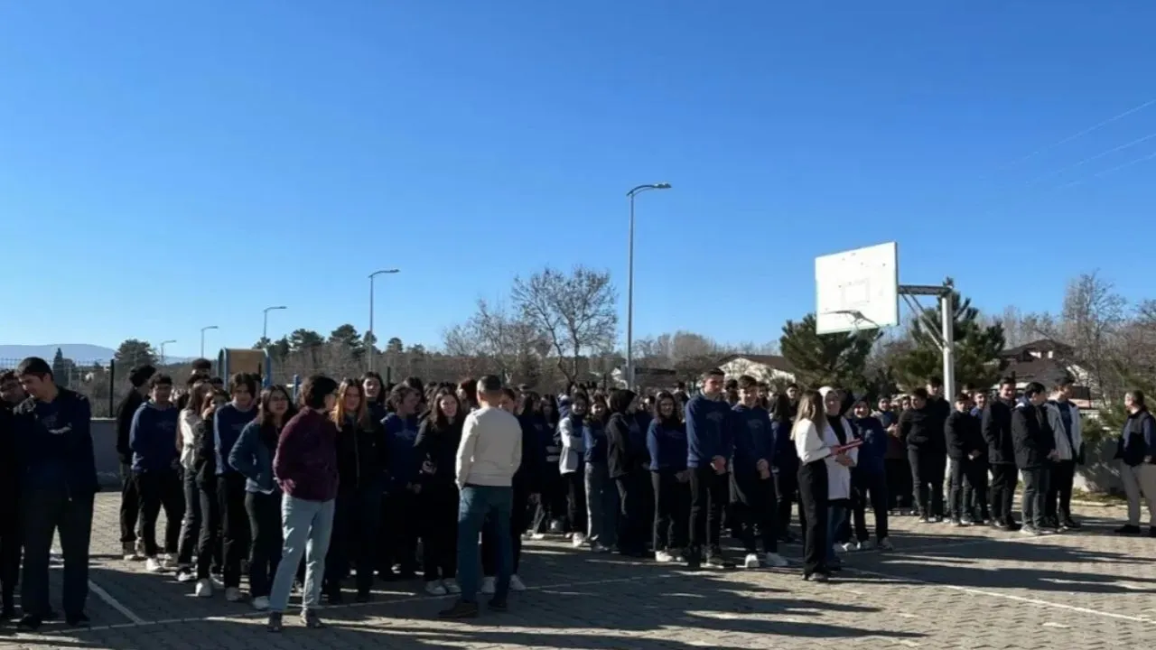 Taşköprü’de Deprem Tatbikatı Düzenlendi (1)