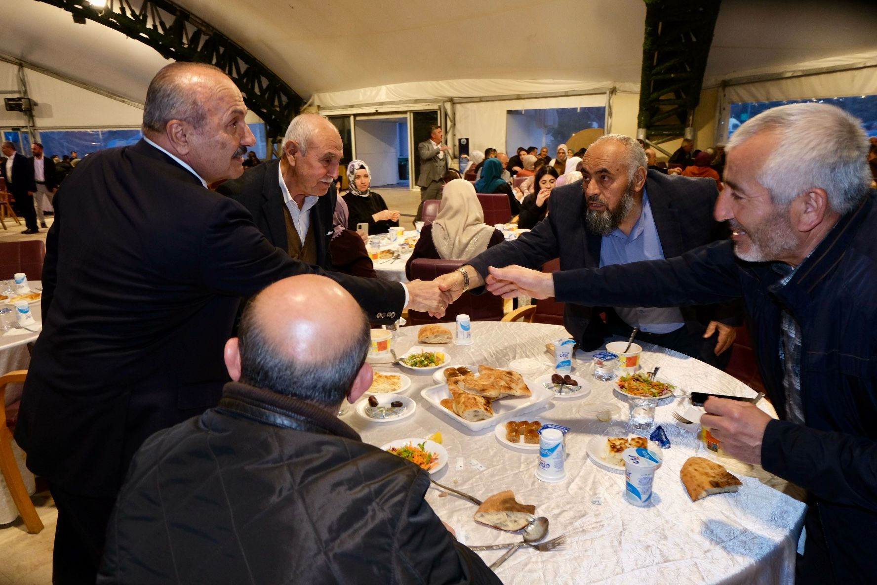 Taşköprü'de Vezirköprülüler Derneği'nden Iftar Programı! 6