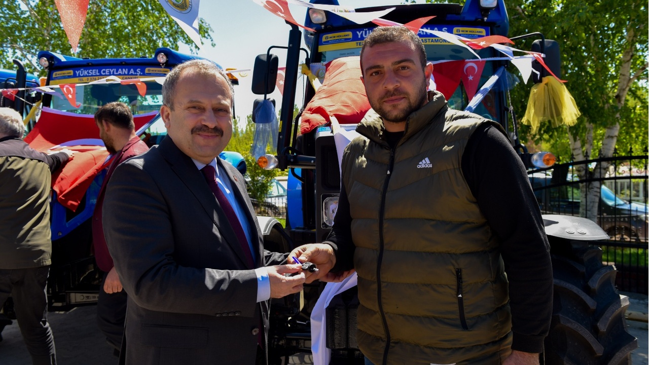Başkan Arslan Traktör (4)