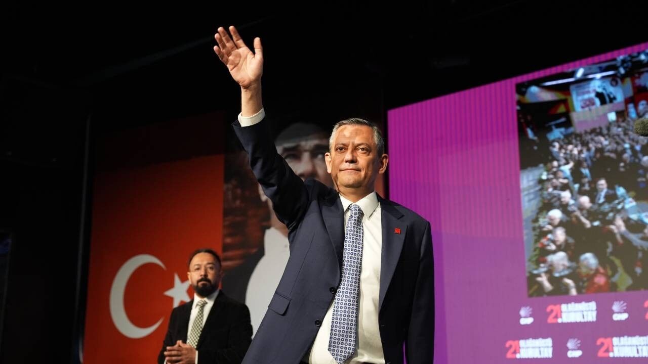 Chp Genel Başkanı Özgür Özel