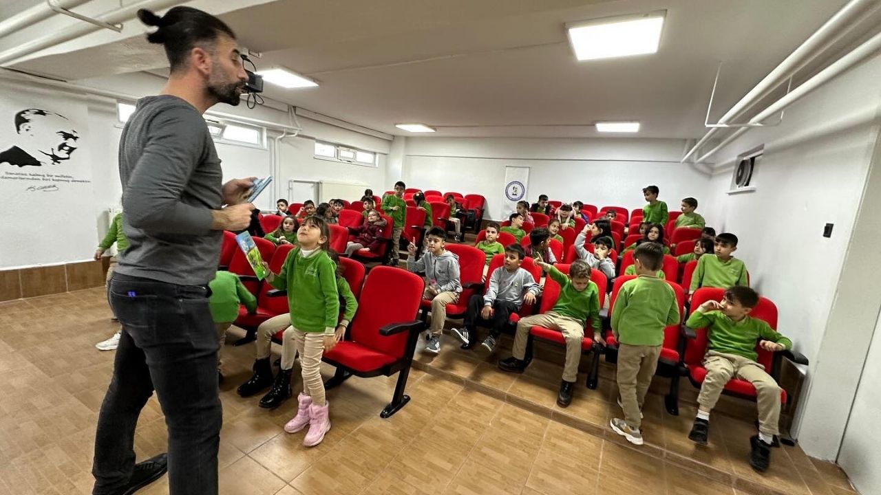 Çocuk Kitapları Yazarı Gürkan Kap’tan Taşköprü’de Miniklere İlham Veren Ziyaret (5)