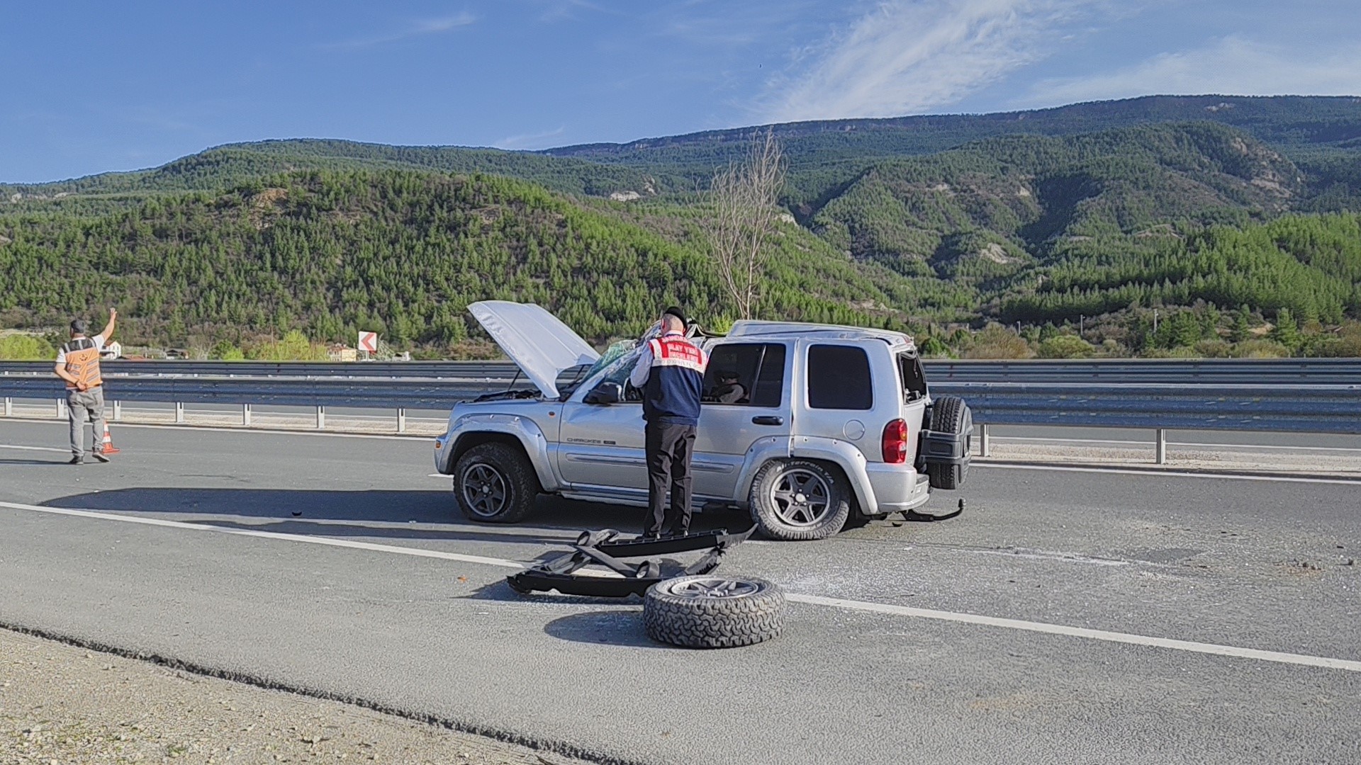Karabük Kastamonu Yolunda Feci Kaza 1'I Ağır 2 Yaralı Var! 3