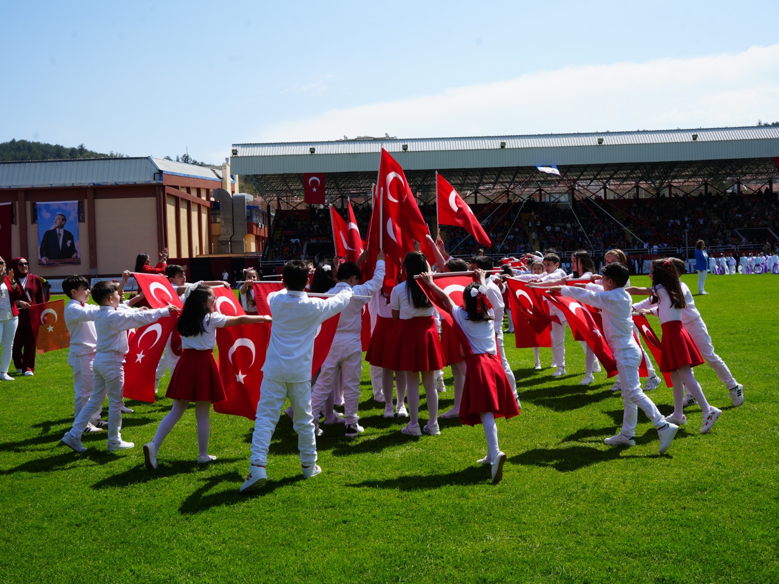 Kastamonu Gazi Stadyumu'nda 23 Nisan Coşkusu! 3