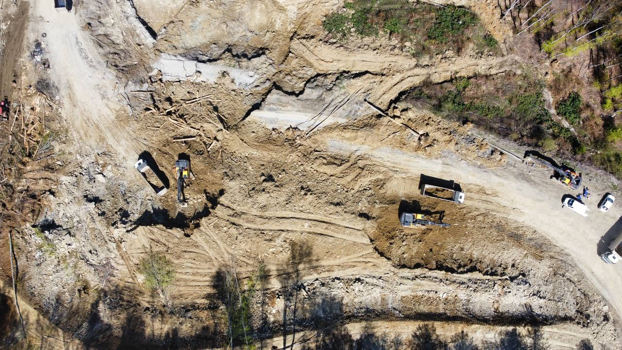 Kastamonu'nun Ilçesi Yolunda Heyelan Sonrası Yoğun Mesai! 3