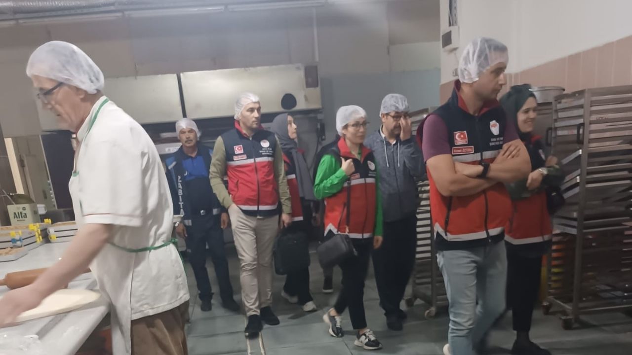 Kastamonu’nun İlçesinde Denetim Seferberliği Sağlıksız Gıdaya Geçit Yok (2)