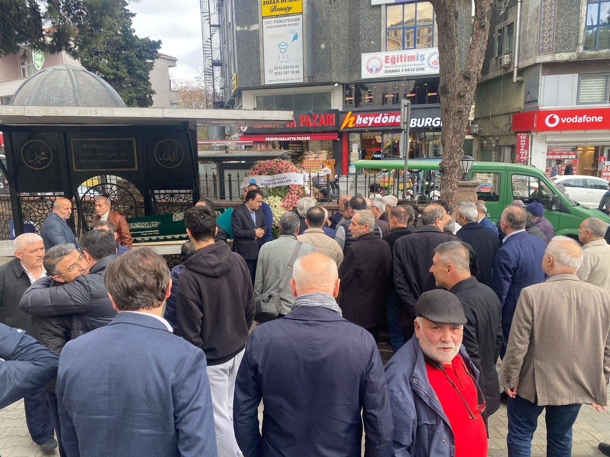 Taşköprülü Başkanın Annesi Arife Karakaş Son Yolculuğuna Uğurlandı! 2