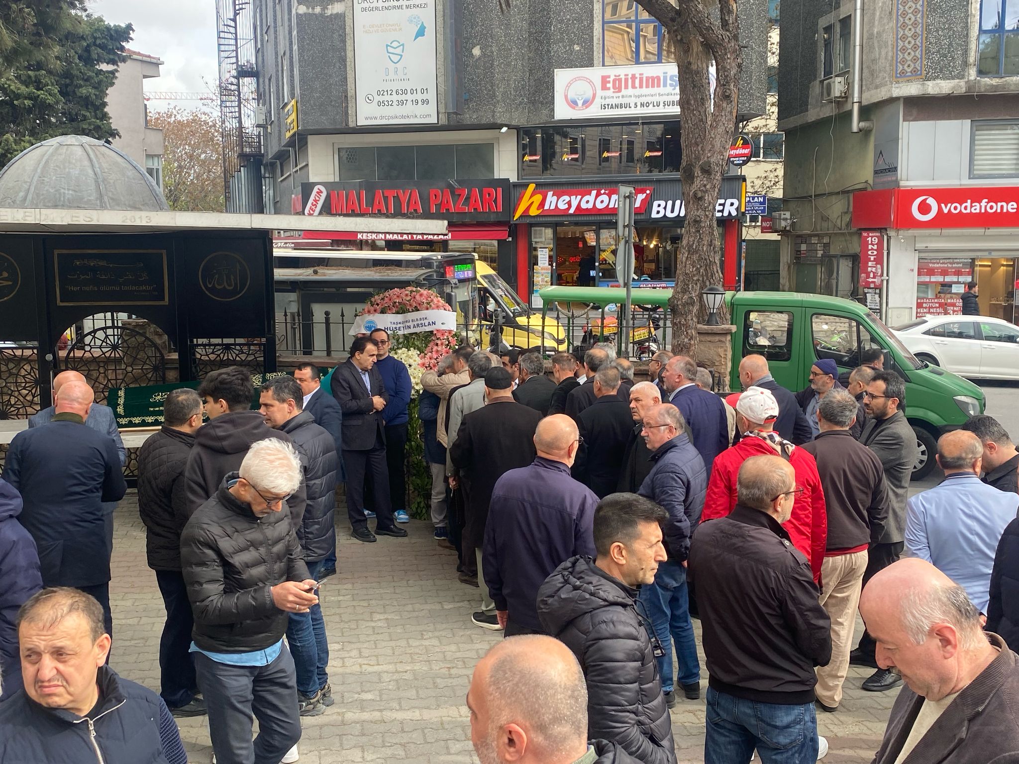 Taşköprülü Başkanın Annesi Arife Karakaş Son Yolculuğuna Uğurlandı! 4