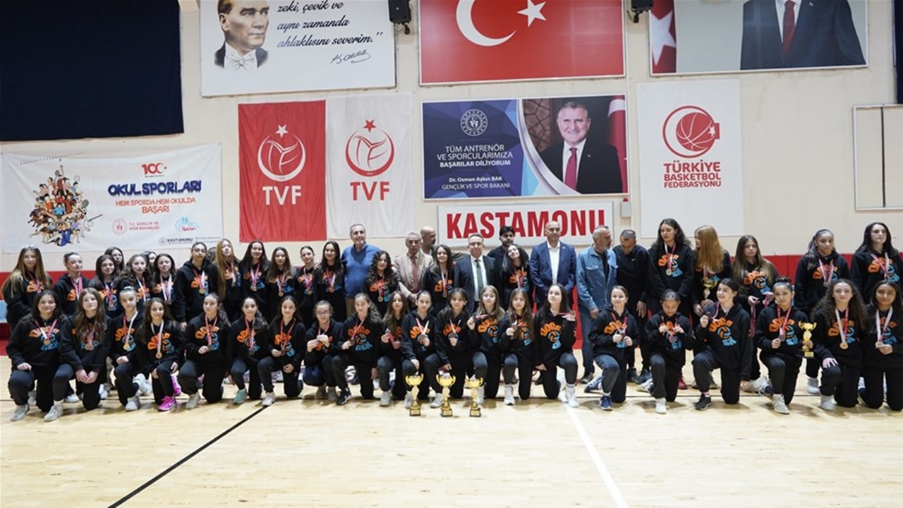 Voleybol Şampiyona (1)