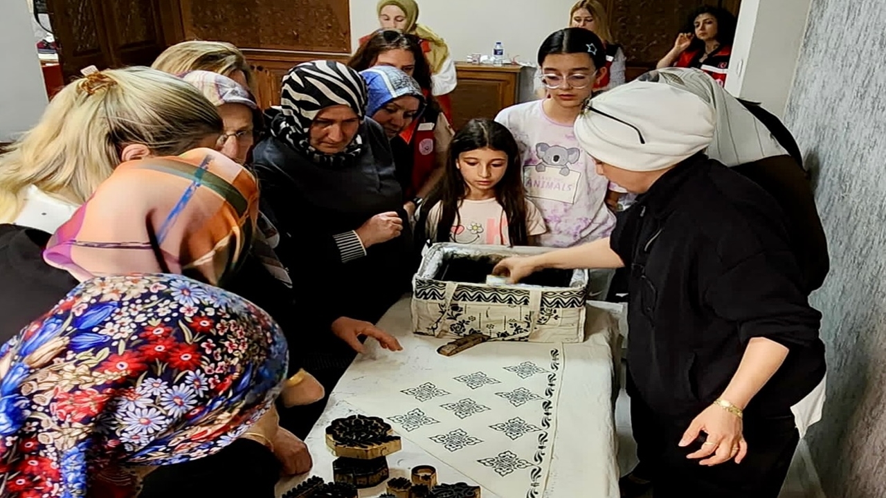 Gazi Şehit Anneleri (1)