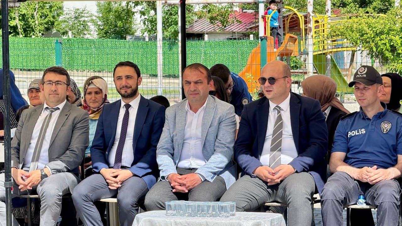 Hanönü’nde Geleceğin Hafızları Sahne Aldı Kur’an Eğitimi Kapanış Programı Düzenlendi (3)