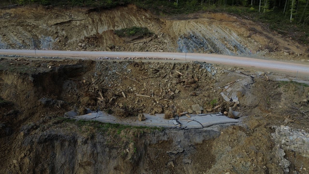Heyelandan Kapanan Kara Yolu Açıldı Kastamonu Çatalzeytin Güzergahı Yeniden Aktif (4)
