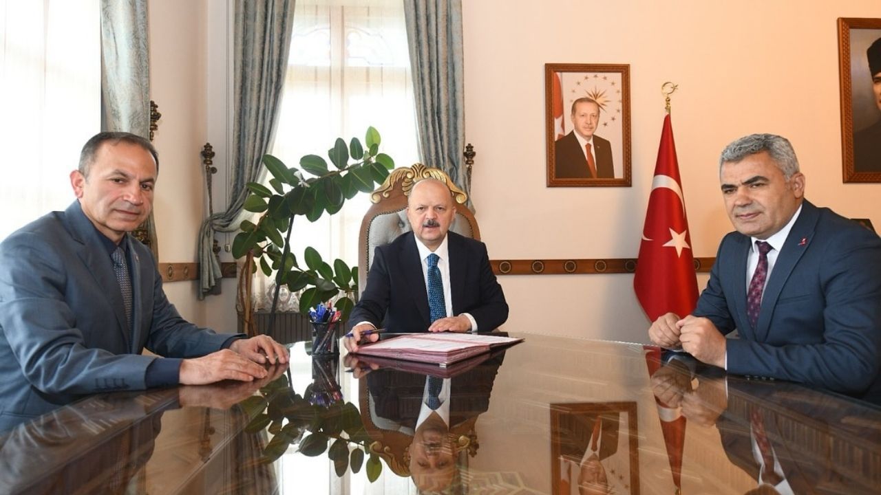 İmzalar Atıldı Kastamonu’nun Ilçesi Modern Pazar Yerine Kavuşuyor (1)