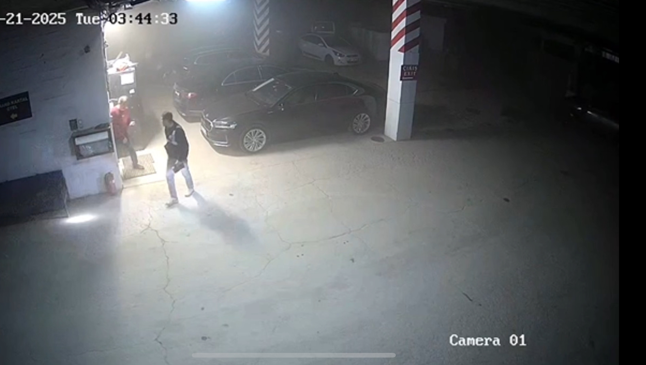 Kartalkaya'daki Yangın Faciasında Insan Yerine Otomobilleri Kurtarmışlar! 24